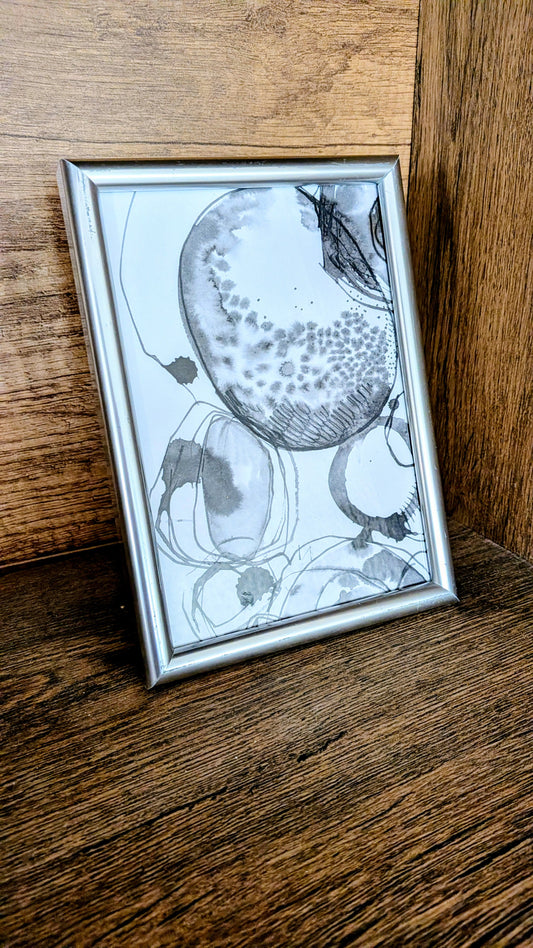 Håndlavet illustration: "Ro", A5, Blæk, Sort.